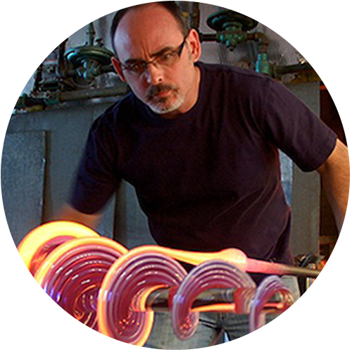 Tom Kelly at work in the hot shop